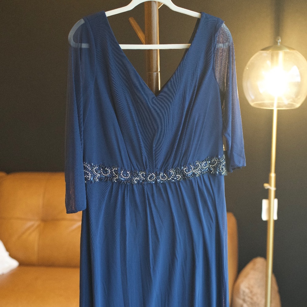 Marina V-Neck 3/4 Sleeve Embellished Waist Front Zipper Back Solid Mesh Dress